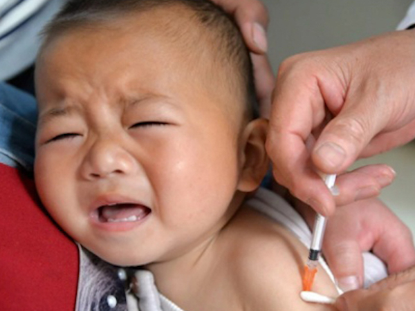 Cảnh sát Trung Quốc đề nghị bắt 18 người trong bê bối vắcxin rởm