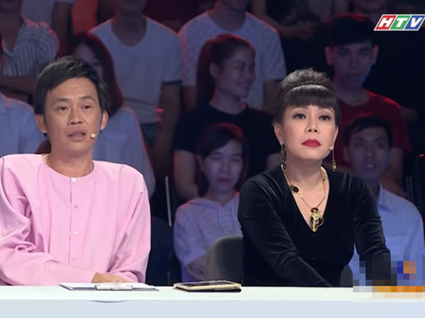 Thí sinh phát ngôn sốc: ' Việt Hương dành tất cả thời gian livestream chửi người khác còn Trấn Thành để ăn và hôn'