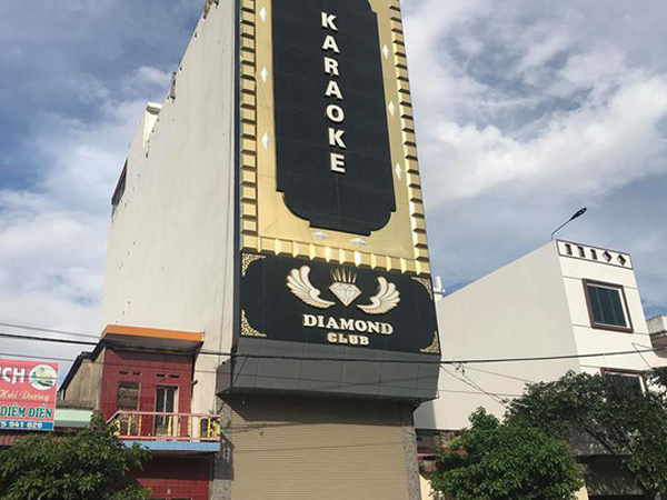Hỗn chiến tại quán karaoke khiến 4 người thương vong