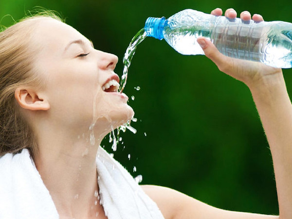 Những dấu hiệu nhận biết cơ thể đang bị say nắng