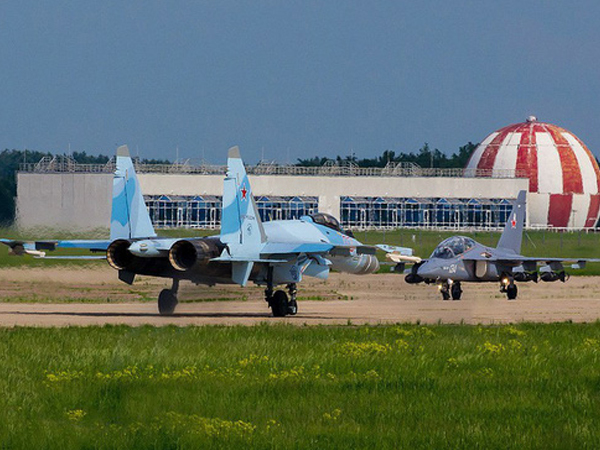PV Việt Nam bất ngờ: KQ Lào vứt 'quan tài bay' MiG-21, nhận máy bay mới - Người Việt mơ