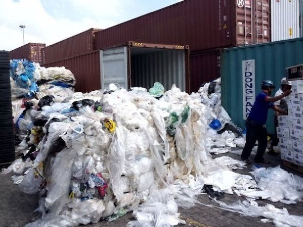 Trung Quốc lệnh cấm cửa, Việt Nam vội vơ về: Cơ hội đáng sợ