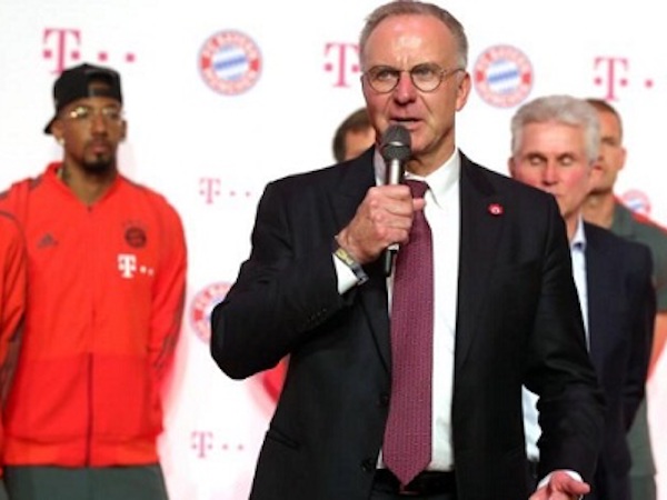 Lãnh đạo Bayern bất ngờ khi Juventus chi đậm cho Ronaldo