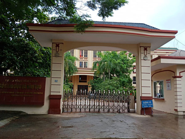 Chấm thi bất thường ở Hòa Bình: Lộ diện 3 người bị công an triệu tập