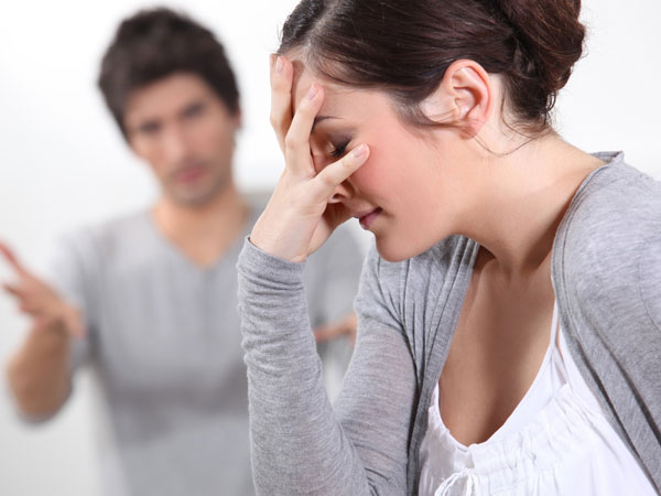 Dùng chiêu 'độc trị độc' để trị chồng vậy mà mới 2 tuần tôi đã xây xẩm mặt mày trong khi anh thì vẫn chẳng tỏ vẻ gì