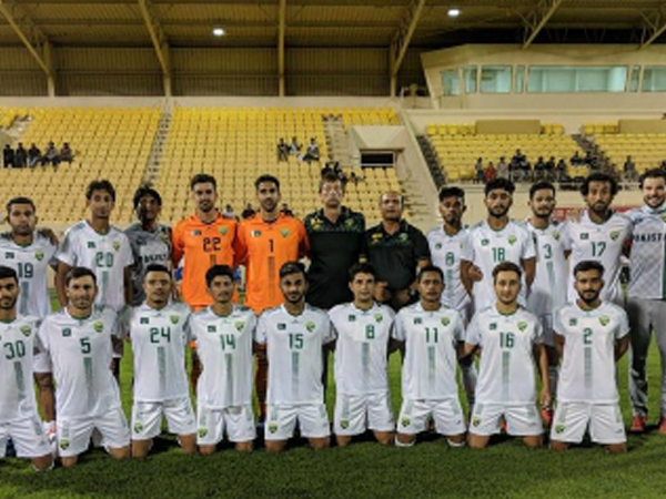 HLV Pakistan: 'Việt Nam cũng mạnh như Nhật Bản'