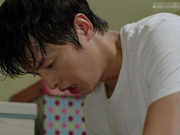 Nghĩ vợ nái sề cho chẳng ai thèm, tới một ngày, cảnh tượng trước mắt khiến chồng sốc nặng