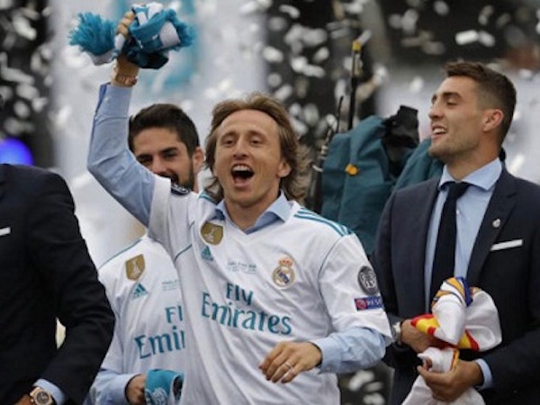 Real Madrid chỉ để Modric ra đi với giá gần 870 triệu đôla