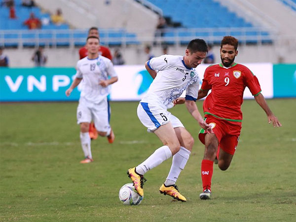 Uzbekistan chia điểm trước Oman: Cơ hội cho thầy trò ông Park