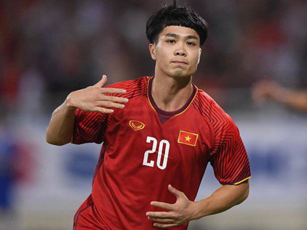 Thầy trò HLV Park Hang-seo sẽ mở màn cho đoàn thể thao Việt Nam tại ASIAD 2018