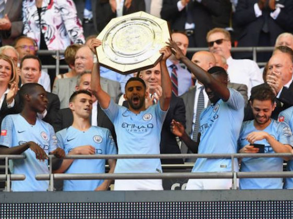 Aguero lập cú đúp, Man City hạ Chelsea để giành siêu cúp Anh