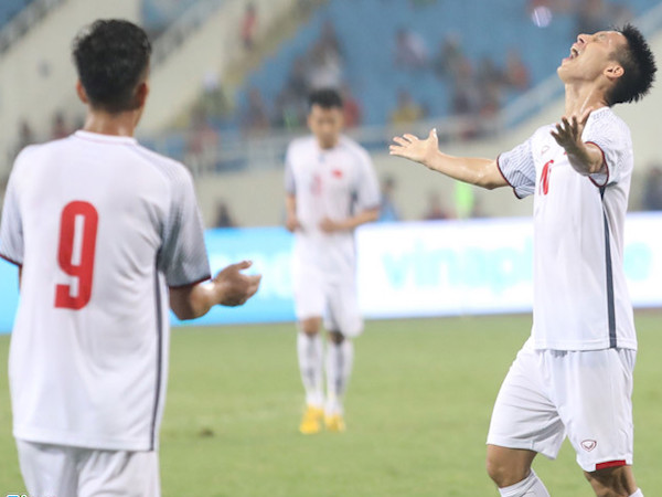 Olympic VN vs Olympic Oman (1-0): Đoàn Văn Hậu ghi bàn đẹp mắt