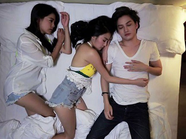 Lòng tốt đặt không đúng chỗ, suýt mất chồng vào tay người không thể ngờ