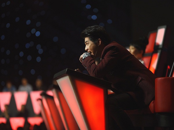 The Voice 2018 tập 12: Noo Phước Thịnh bị 'bóc phốt' chuyên đi hát lại nhạc của người khác