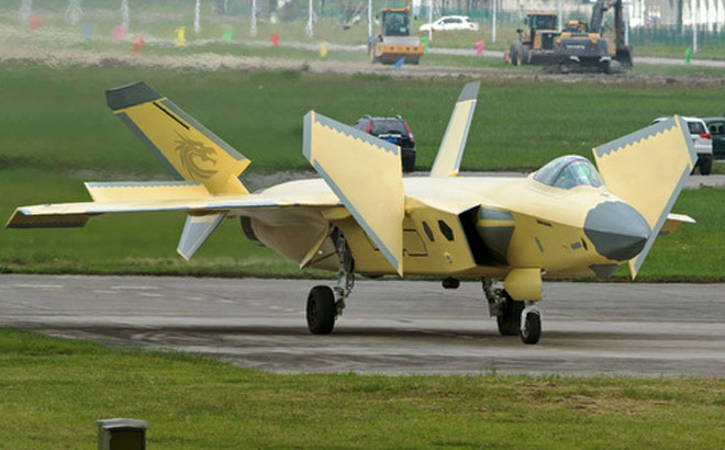 Tính năng nhái F-35 trên tiêm kích tàng hình J-20 Trung Quốc