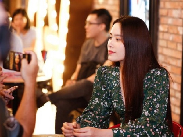 Ca khúc mới của Nam Em bị tố đạo đến 90% nhạc từ 'Đừng như thói quen' của Dương Khắc Linh