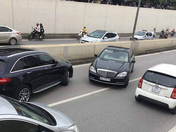 Hà Nội: Lời khai của nam tài xế Mercedes biển ngũ quý chạy ngược chiều trong hầm Kim Liên