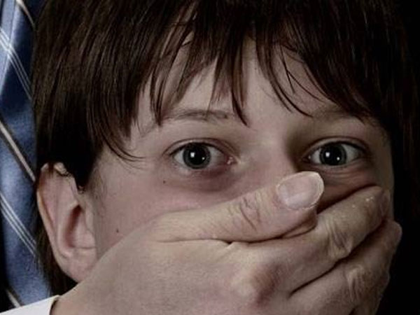 Nghi án người đàn ông bắt cóc trẻ em