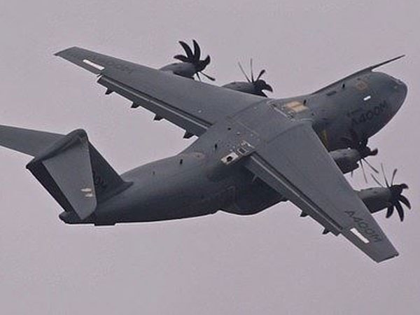 Siêu vận tải cơ A400M của Anh nhào lộn như tiêm kích