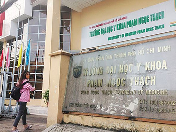 Hai thí sinh 'trượt oan' đại học làm đơn xin cứu xét