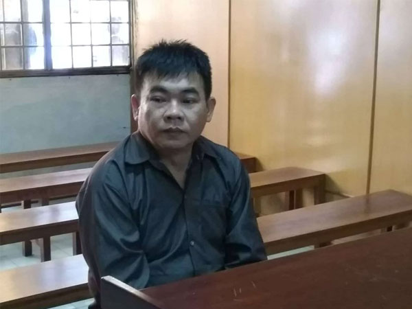 'Nổ' quen lãnh đạo sân bay, lừa gần nửa tỉ chạy việc