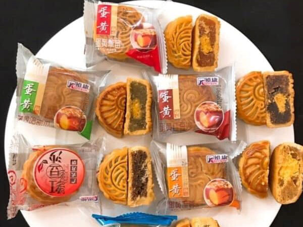 Video: Tràn lan bánh trung thu Trung Quốc 90.000 đồng/kg, hạn sử dụng 3 tháng