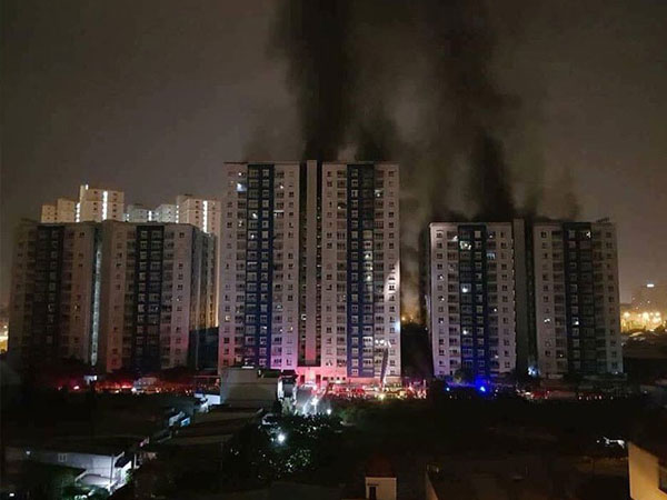 Vụ cháy chung cư Carina Plaza: Bắt tạm giam trưởng ban quản lý