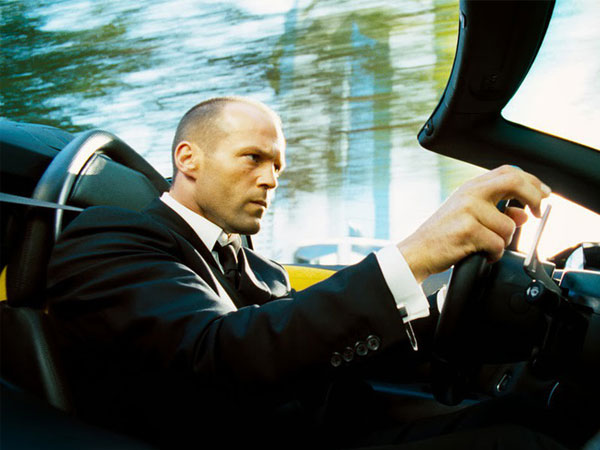 Siêu sao Jason Statham: Gã bán hàng rong mánh khóe và kẻ giàu sang nghiện đi dép lê