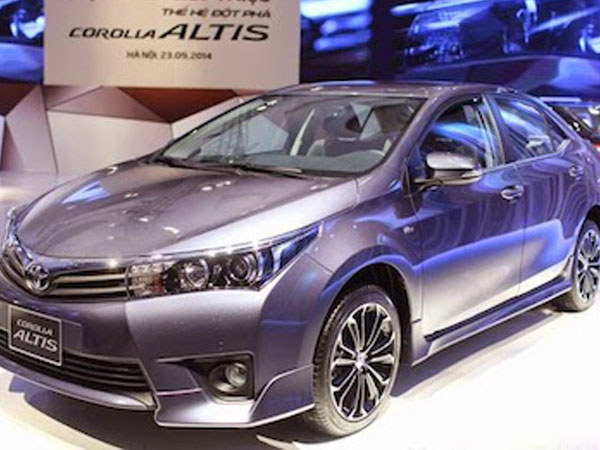Toyota Việt Nam triệu hồi hơn 11.000 xe lỗi túi khí