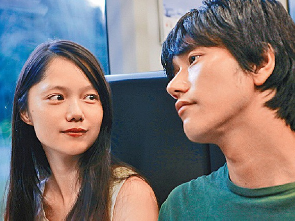 Chồng 30 tuổi không chịu tu chí làm ăn, bắt vợ lao động ở nước ngoài gửi tiền mua xe đẹp khiến chị em nổi nóng