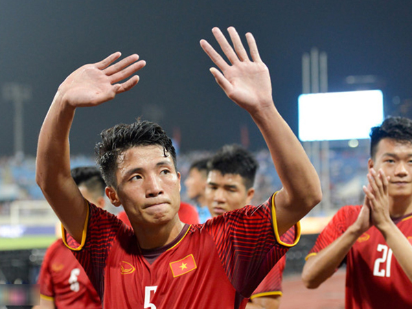 Olympic Việt Nam không được làm quen sân, phải đi 50 km mỗi buổi tập