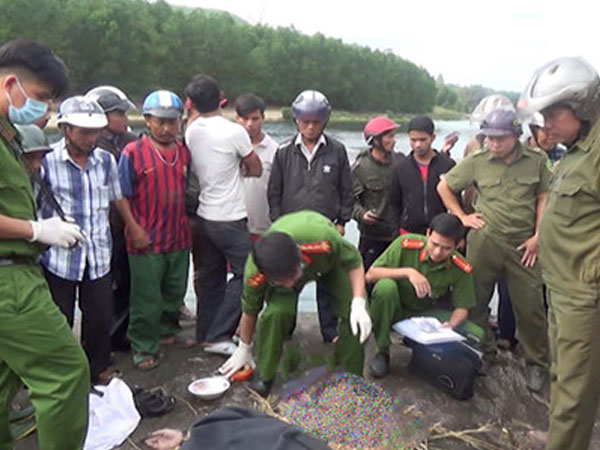 Tắm sông, 4 học sinh tiểu học chết đuối