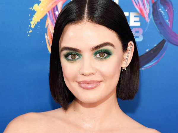 10 xu hướng make up các cô gái nên học hỏi ở Teen Choice Awards 2018