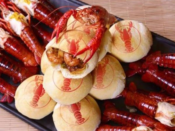 Bánh trung thu 'biết nói', giá chưa đầy 500.000 đồng/hộ