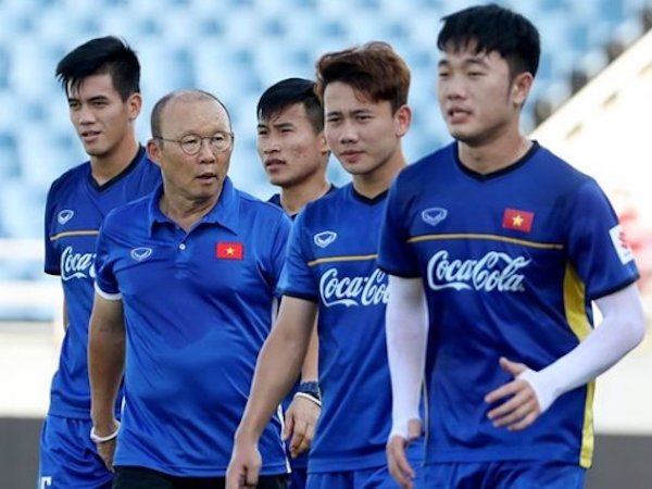 'BTC ASIAD nhận lỗi vì U23 Việt Nam tập sân xi măng, hứa từ mai tốt hơn'
