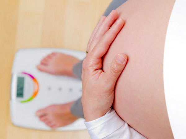 Con tăng động vì mẹ tẩm bổ quá nhiều khi mang thai