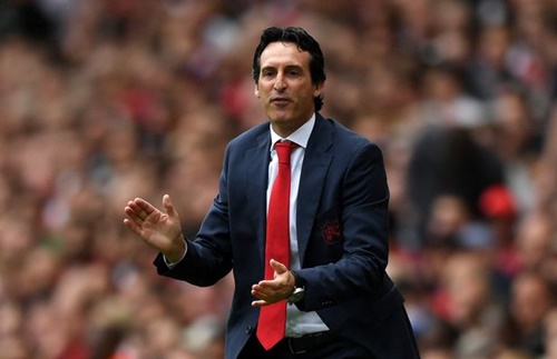 Gary Neville: 'Emery cần hai năm để xây dựng Arsenal'