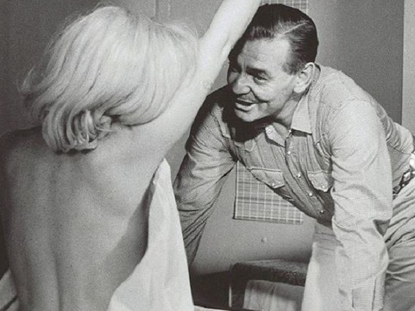 Qua đời gần 60 năm, cảnh nóng đầu tiên của 'bom sex' Marilyn Monroe mới được hé lộ