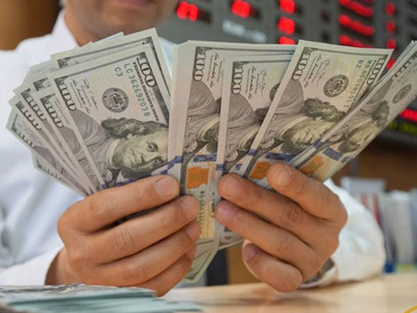 Tỷ giá USD lập đỉnh mới