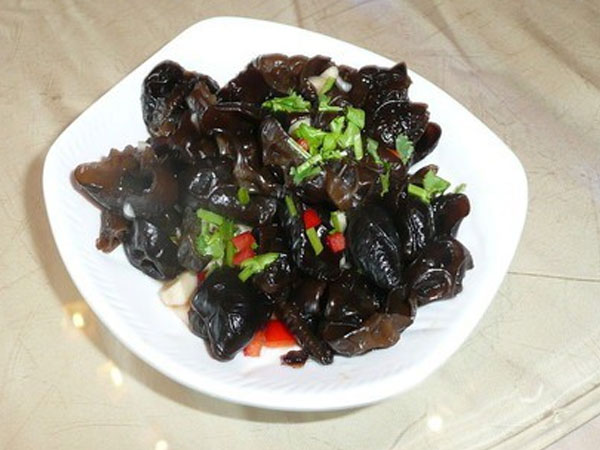 Bé gái 7 tuổi bị suy đa tạng phải nhập viện cấp cứu vì ăn phải loại thực phẩm ai cũng quen thuộc nhưng lại bị chế biến sai cách