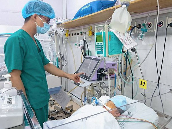 Bé trai 1 ngày tuổi ngưng tim, ngưng thở đột ngột vì căn bệnh di truyền quái ác
