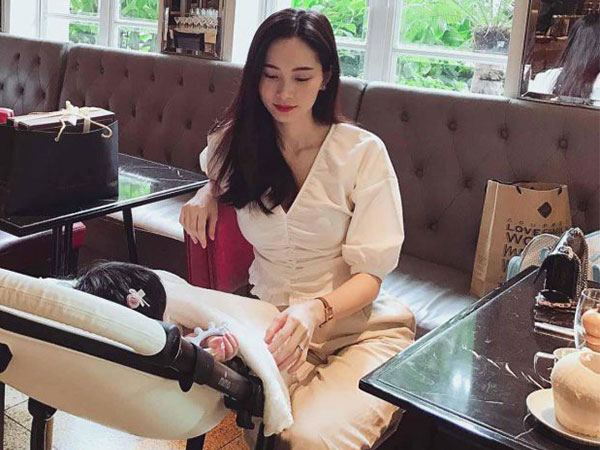 Chào đời 5 tháng, con gái được ông xã Đặng Thu Thảo gọi là 'sếp', tiết lộ ai cũng phải sợ bé
