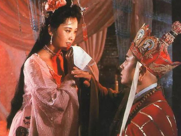 'Nữ Vương' của Tây Du Ký: Cuộc tình đẫm lệ với Đường Tăng và cuộc sống bí ẩn ở tuổi 66