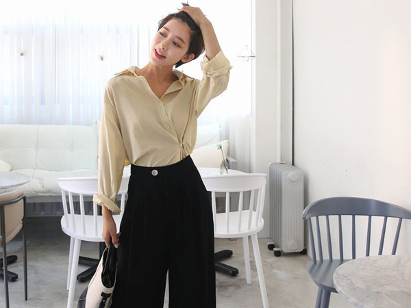 Nếu đã chán váy vóc điệu đà, các nàng công sở cứ diện quanh 4 kiểu quần này, vừa lịch sự lại không kém phần thời thượng