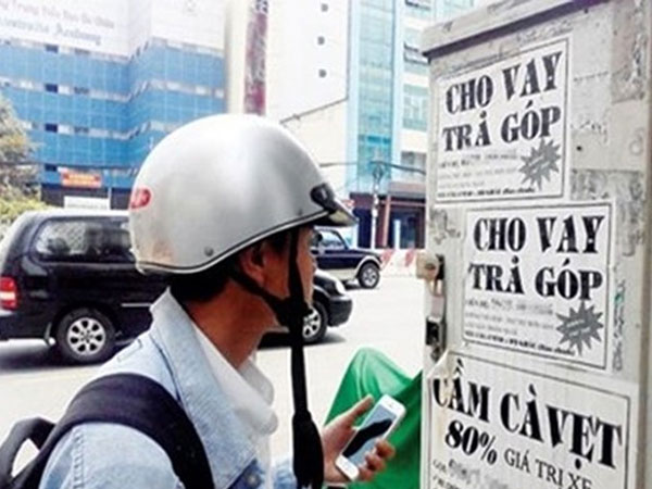 Còng lưng trả nợ lãi suất 'tín dụng đen cắt cổ' 300%/năm