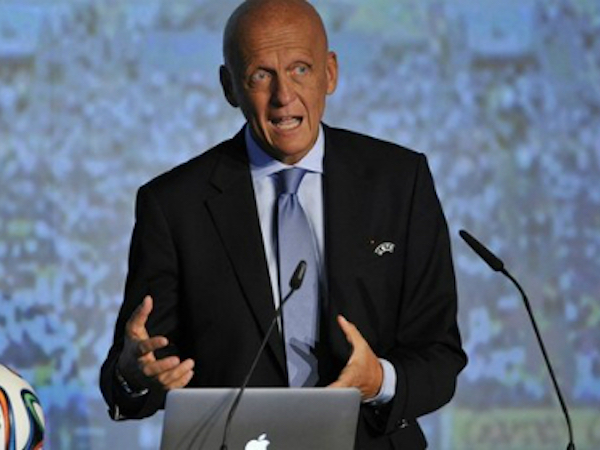 Cựu trọng tài Collina chỉ trích UEFA vì không dùng VAR