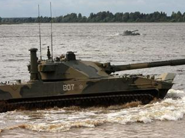 Nga: Việt Nam quan tâm pháo mạnh ngang T-90