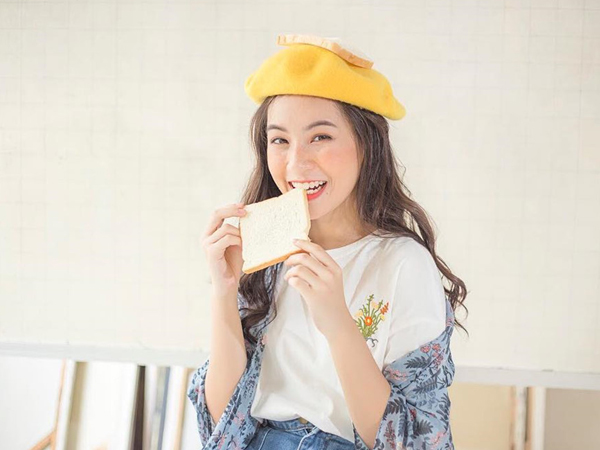 'Hot girl IELTS' Nguyễn Lâm Thảo Tâm trưởng thành, xinh xắn ở tuổi 18