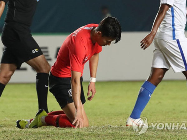 Son Heung-Min yêu cầu họp toàn đội sau thất bại trước Malaysia