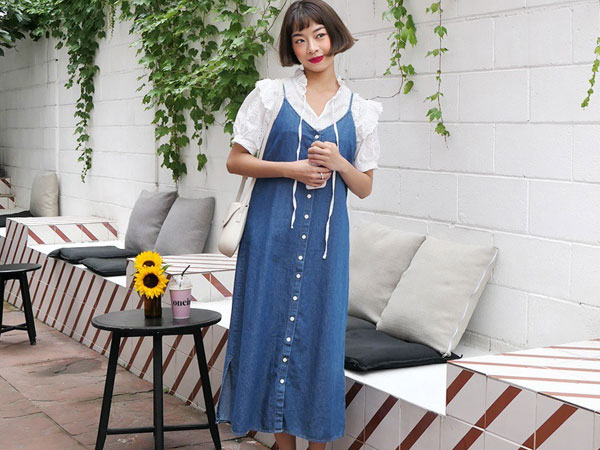 4 món đồ denim cứ mặc lên là trẻ ra vài tuổi, và quan trọng là chẳng bao giờ lo lỗi mốt
